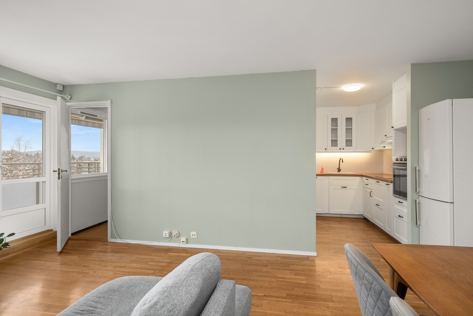 Delvis åpen kjøkkenløsning Galleribilde