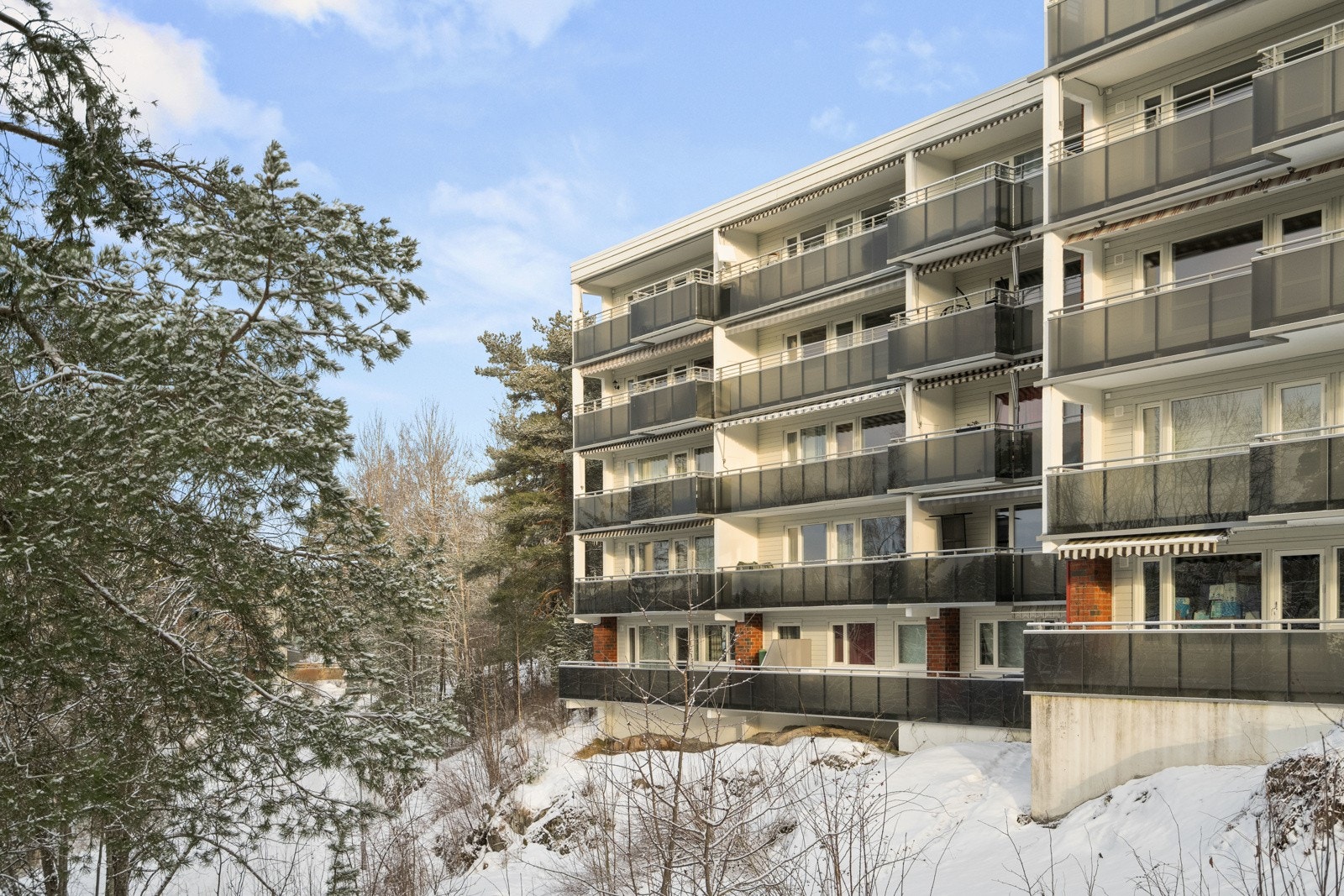 PrivatMegleren Allé v/Daniel Wangen har gleden av å presentere Edvard Munchs vei 91 Galleribilde