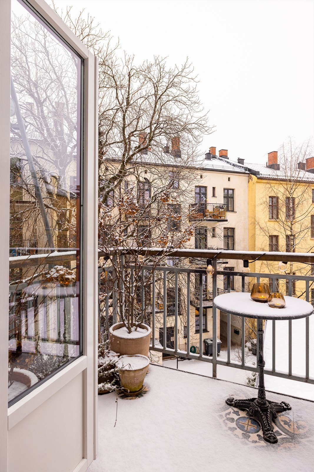 God plass til ønsket utemøblement. Galleribilde