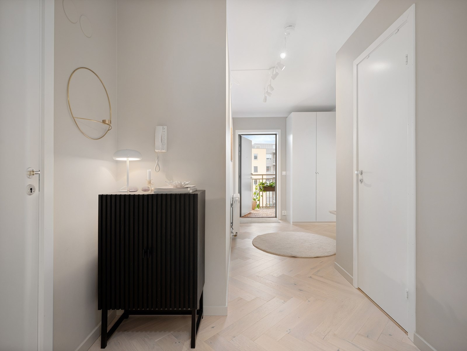 - Praktisk innvendig bod på ca. 2 m², som gir deg gode oppbevaringsmuligheter - Galleribilde