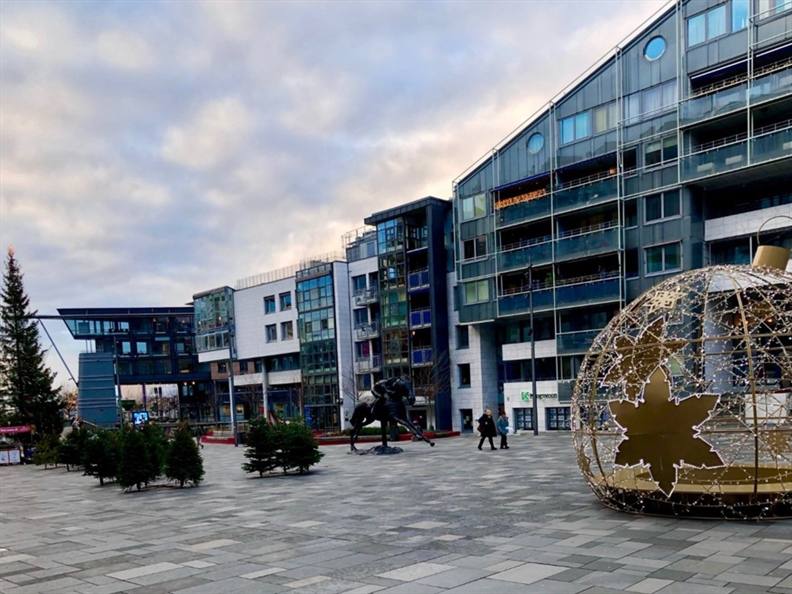 Bryggetorget Galleribilde