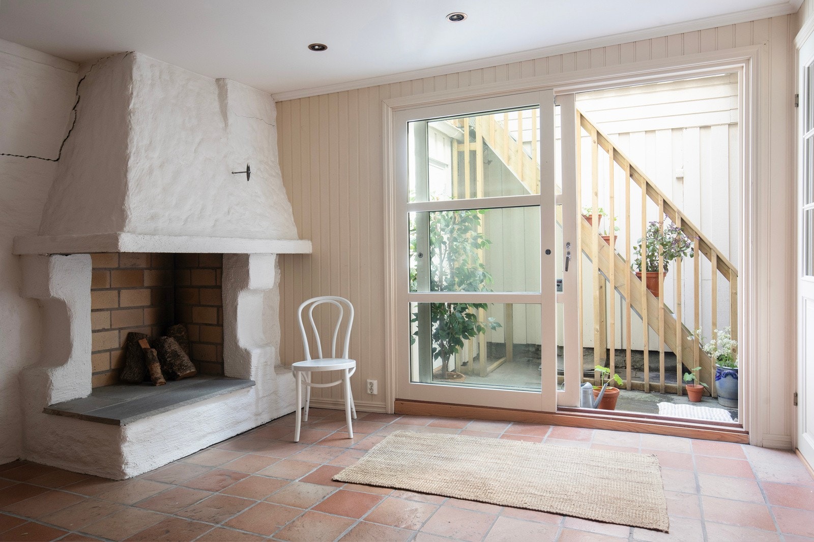 Peis i allrommet/ stuen i 1. etasje. Galleribilde