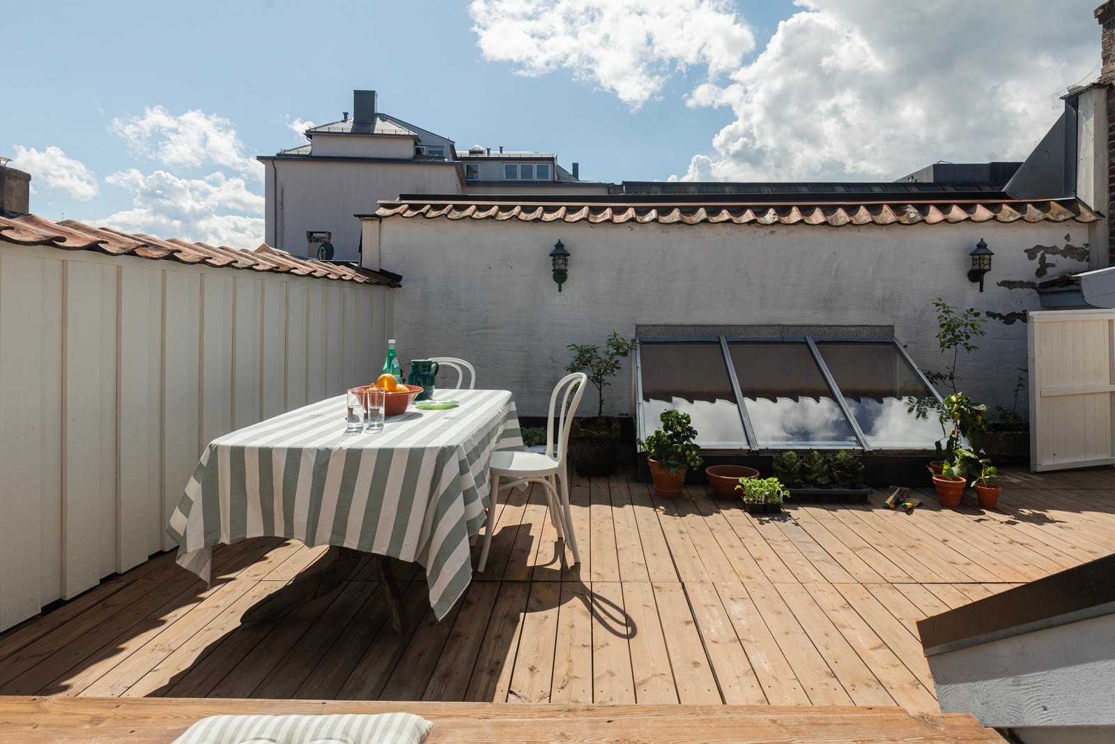 På takterrassen har man full soltilgang fra morgen til kveld. Galleribilde