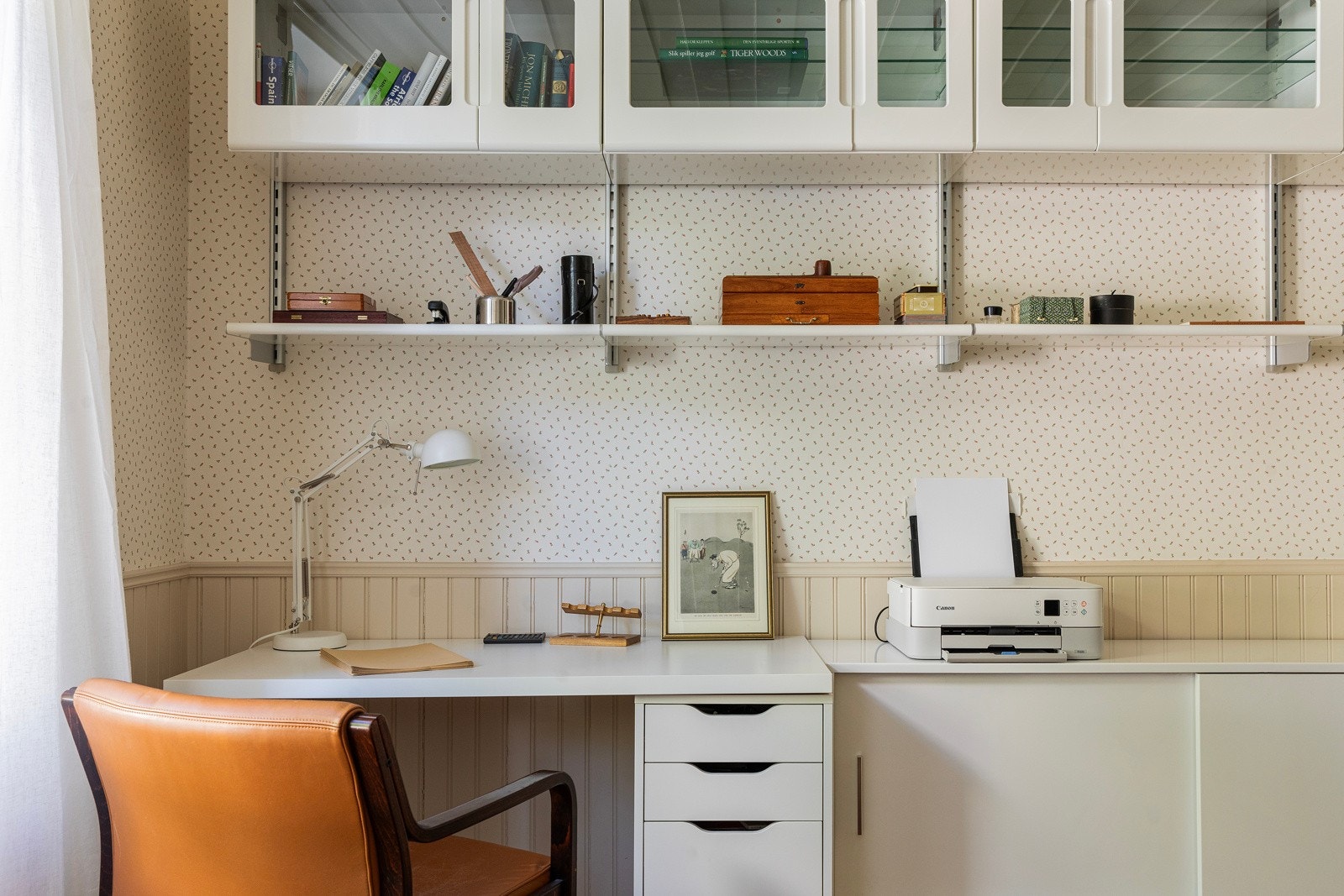 Soverom/ arbeidsrom i 1. etasje. Galleribilde