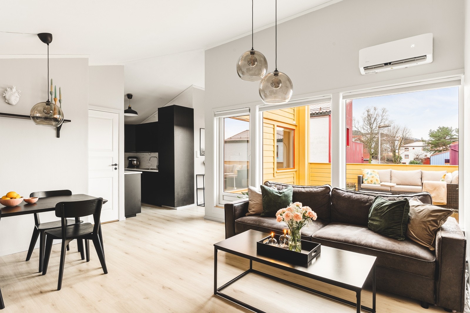 Åsligrenda 55 presenteres av EIE eiendomsmegling ved Erlend Nordhus Galleribilde