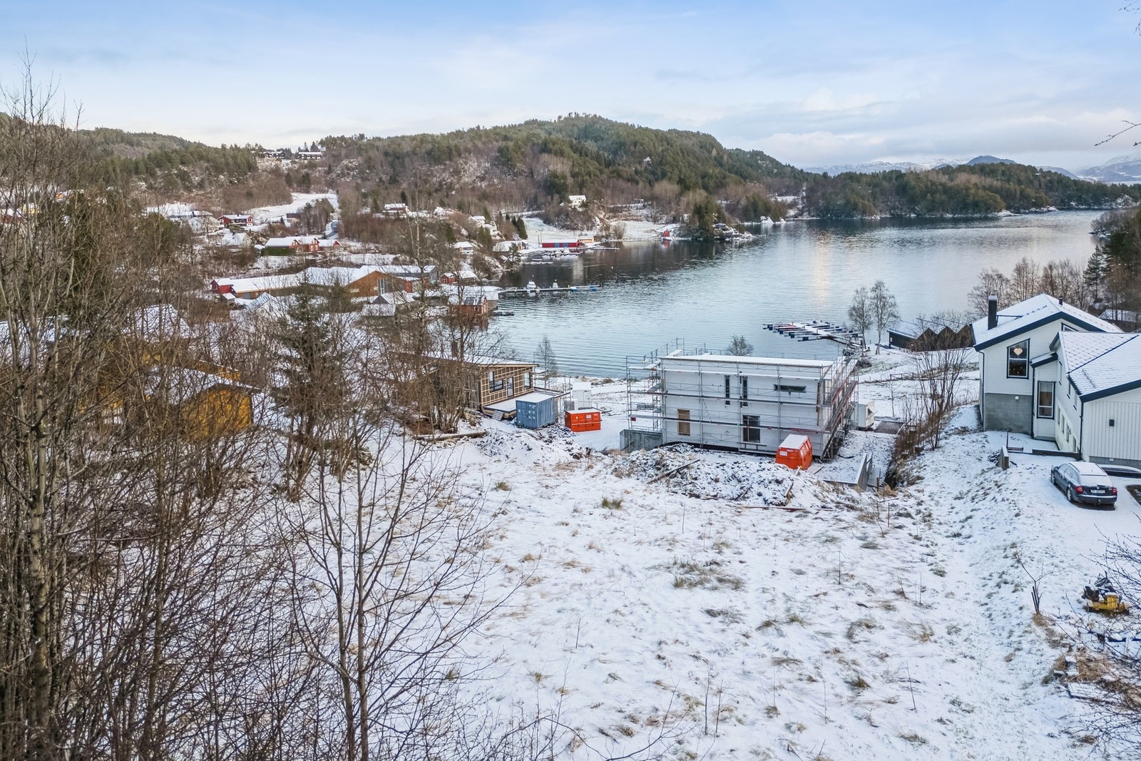 Her vil du bo i et hyggelig nabolag med flere barnefamilier, og med umiddelbar nærhet til sjøen. Galleribilde