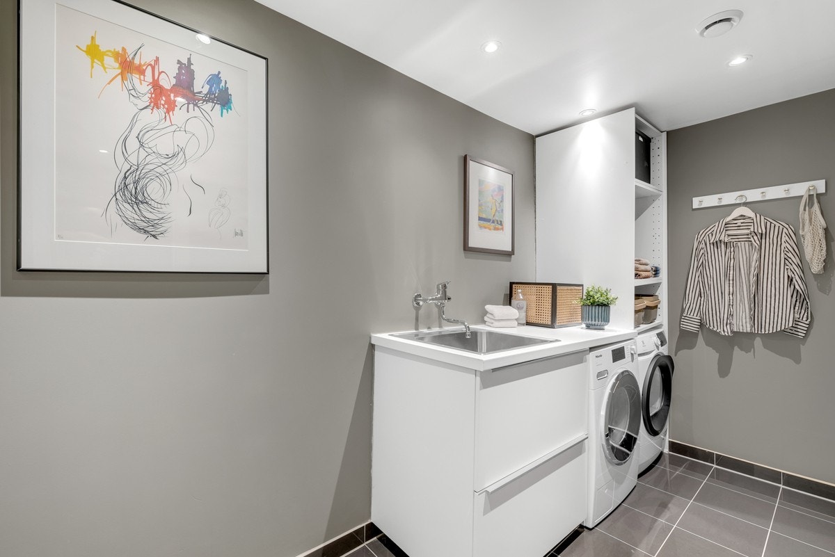 Vaskerom - inngang fra det store badet Galleribilde