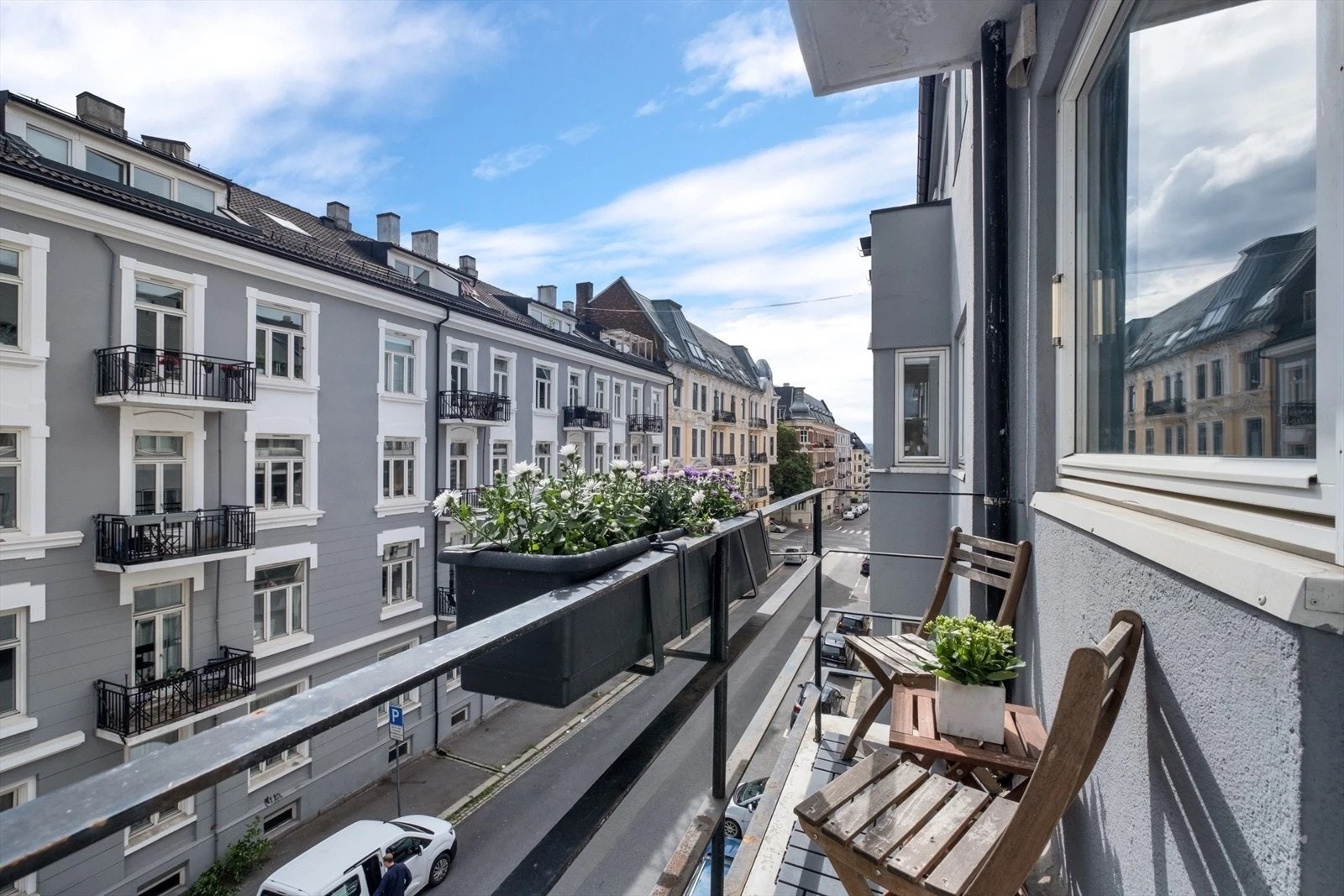 Balkongen gir en bedre romfølelse, og er noe du setter stor pris på i sommermånedene Galleribilde