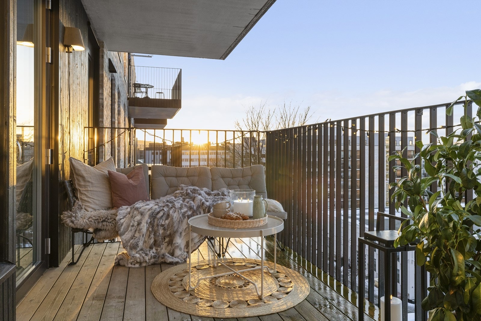 Tregulv for "varmt" underlag og utendørs strøm Galleribilde