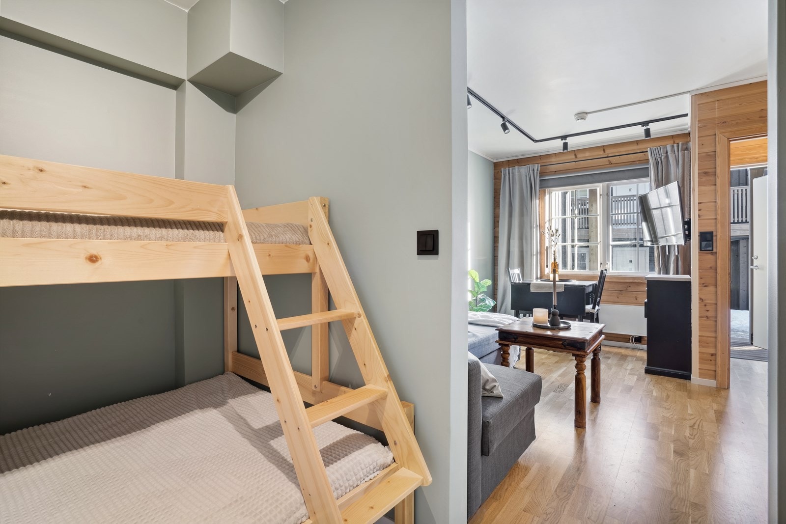 Sovealkove med oppgraderte overflater Galleribilde