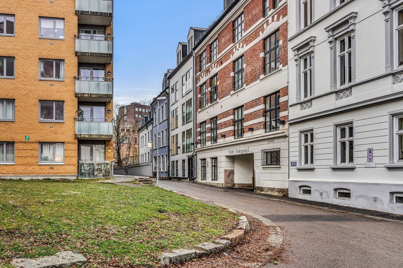 Fasade fra Nedre Vaskegang Galleribilde