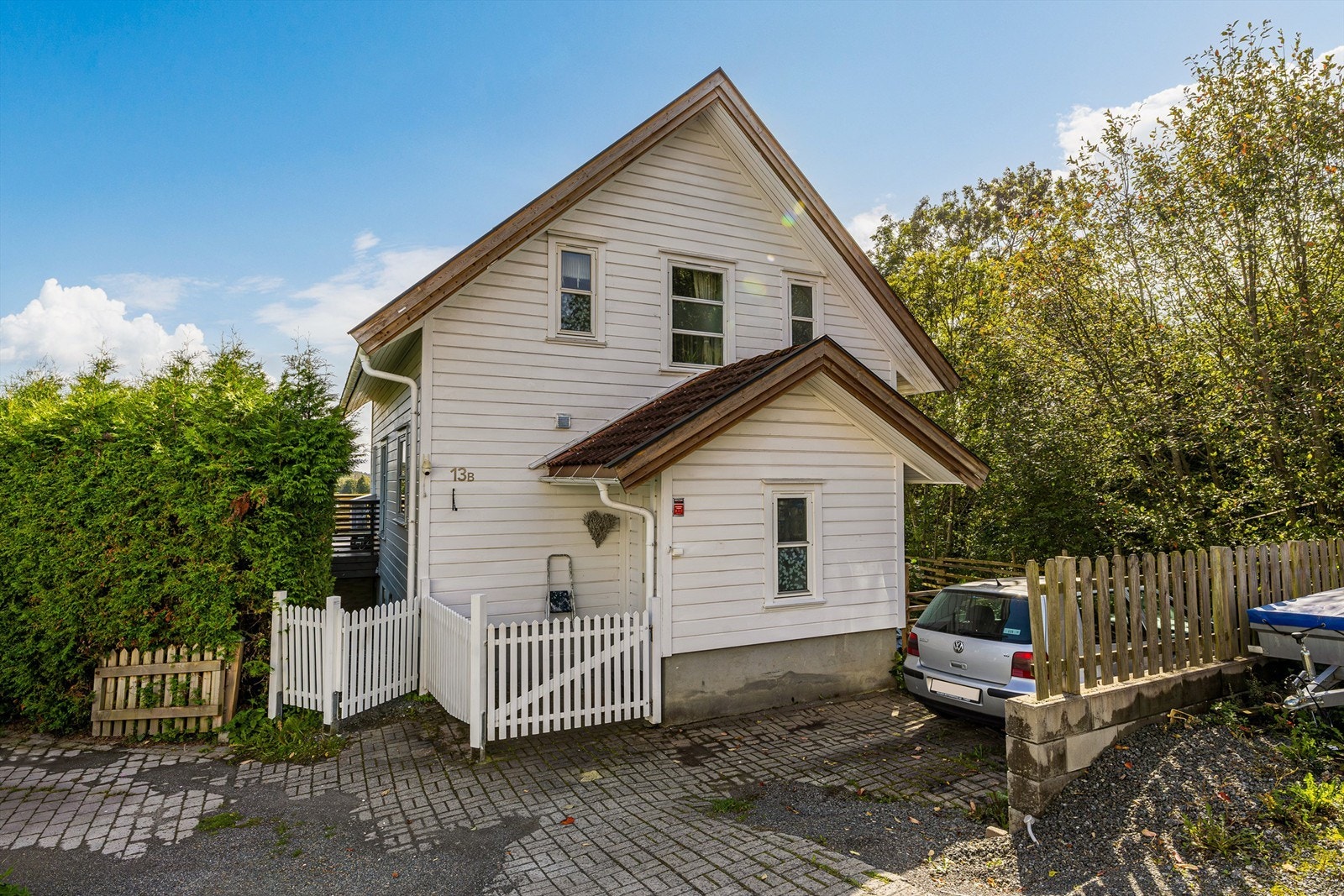 Fasade inngangsparti Galleribilde