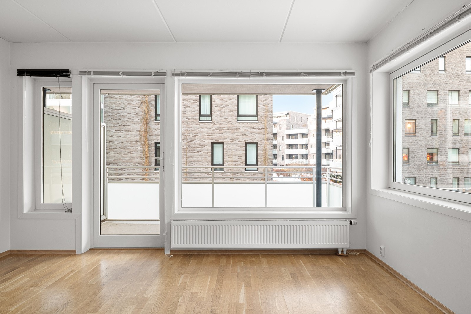 Rikelig med naturlig lysinnslipp slippes inn fra de flotte vindusflatene, noe som skaper en god romfølelse. Galleribilde