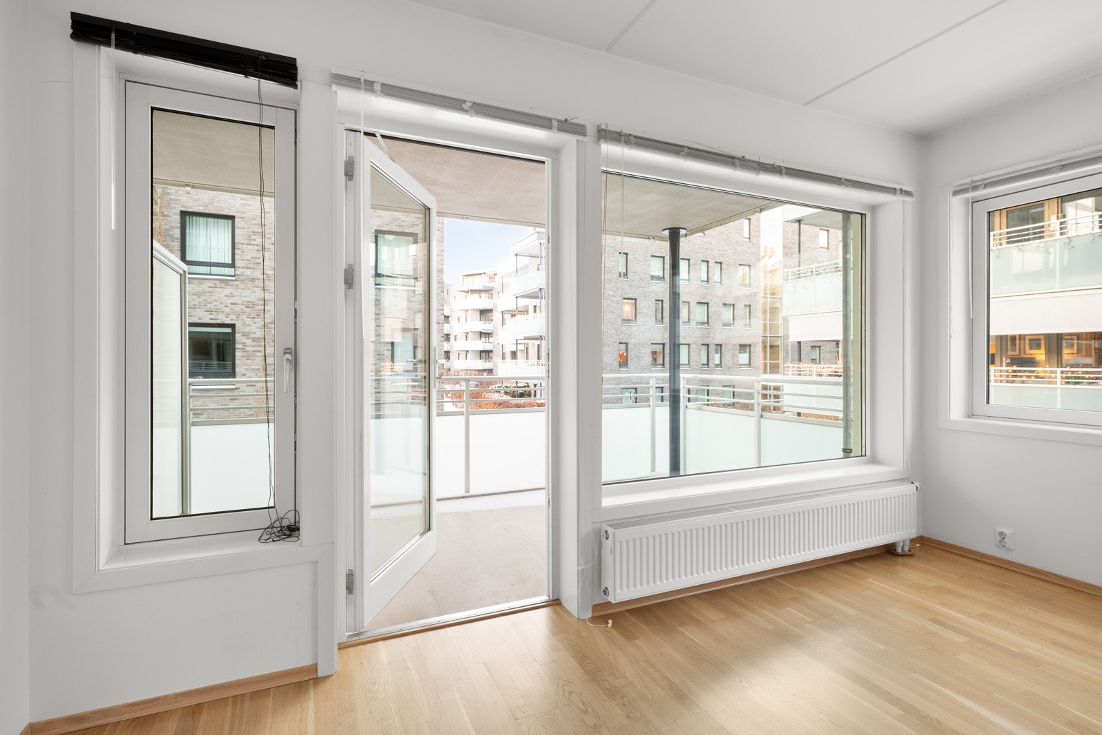 Velkommen til Nedre Skøyen vei 6, presentert av Nicolay Ulvin ved EIE eiendomsmegling! Galleribilde