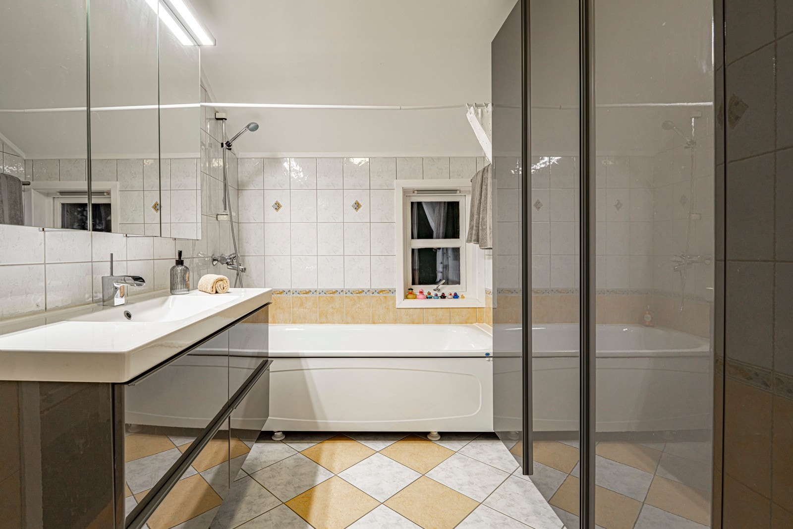 Bad - 3.etasje Galleribilde