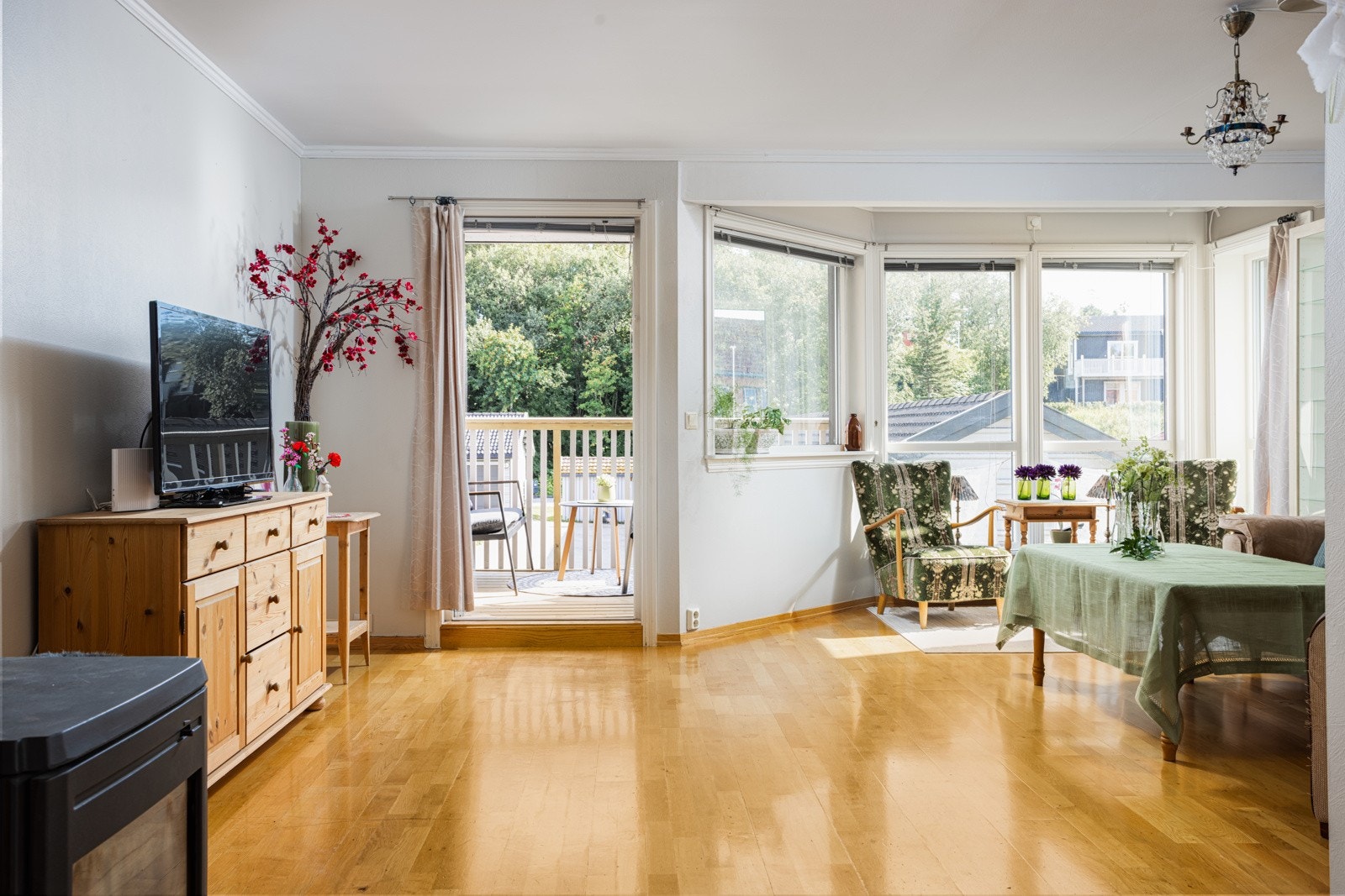 Velkommen til Diakonveien 20! Flott rekkehus på enden i et attraktivt område Galleribilde