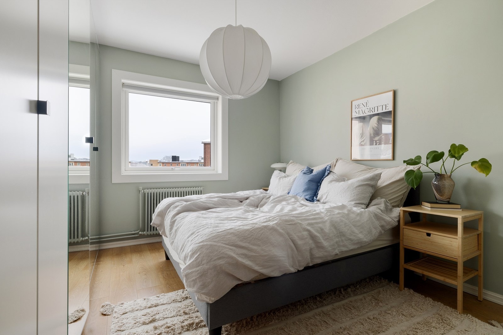 Hovedsoverommet oppleves romslig Galleribilde