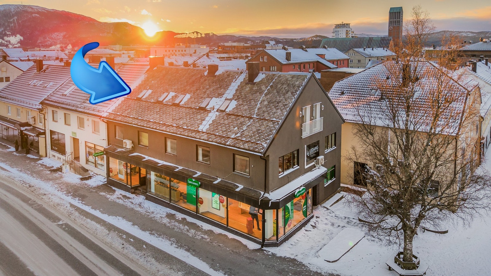 Leiligheten ligger i byggets 3. etasje med adkomst via felles trappeoppgang Galleribilde