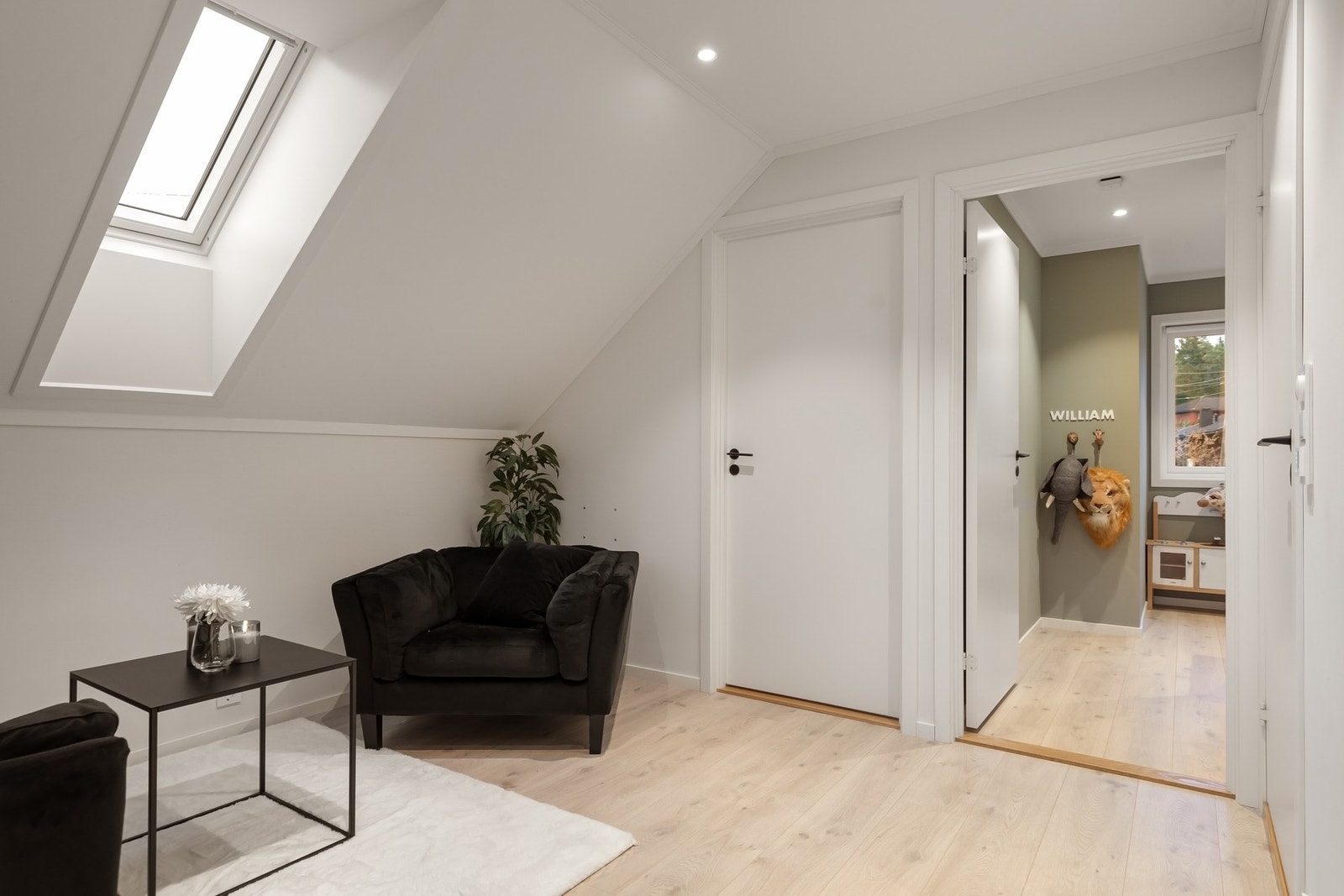 Det er varmefolie i stuen og soverommene i 2. etg. Galleribilde