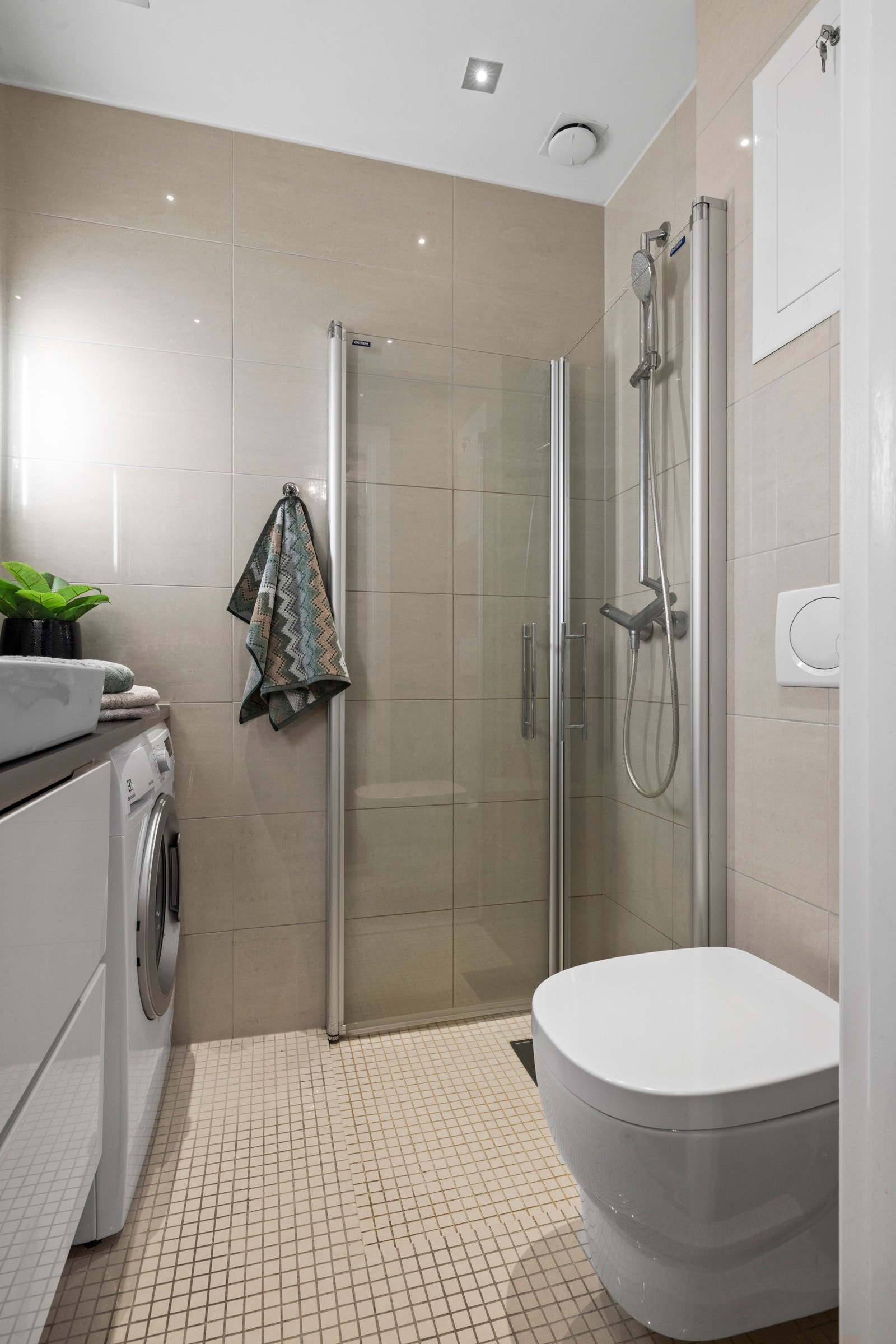 - Pent flislagt bad fra 2010 i regi av brl - Galleribilde