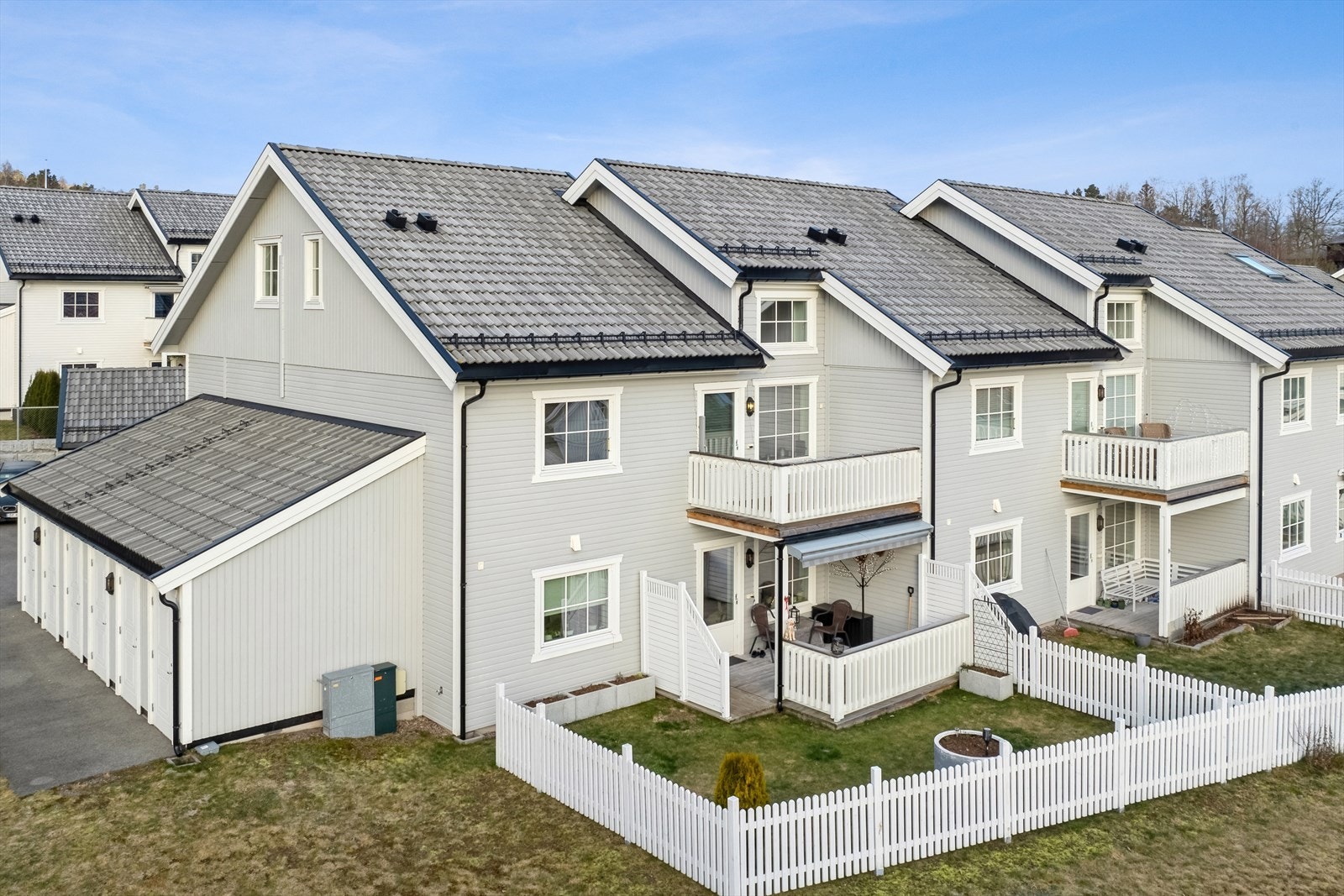 Leiligheten har en fin beliggenhet på enden av bygget Galleribilde