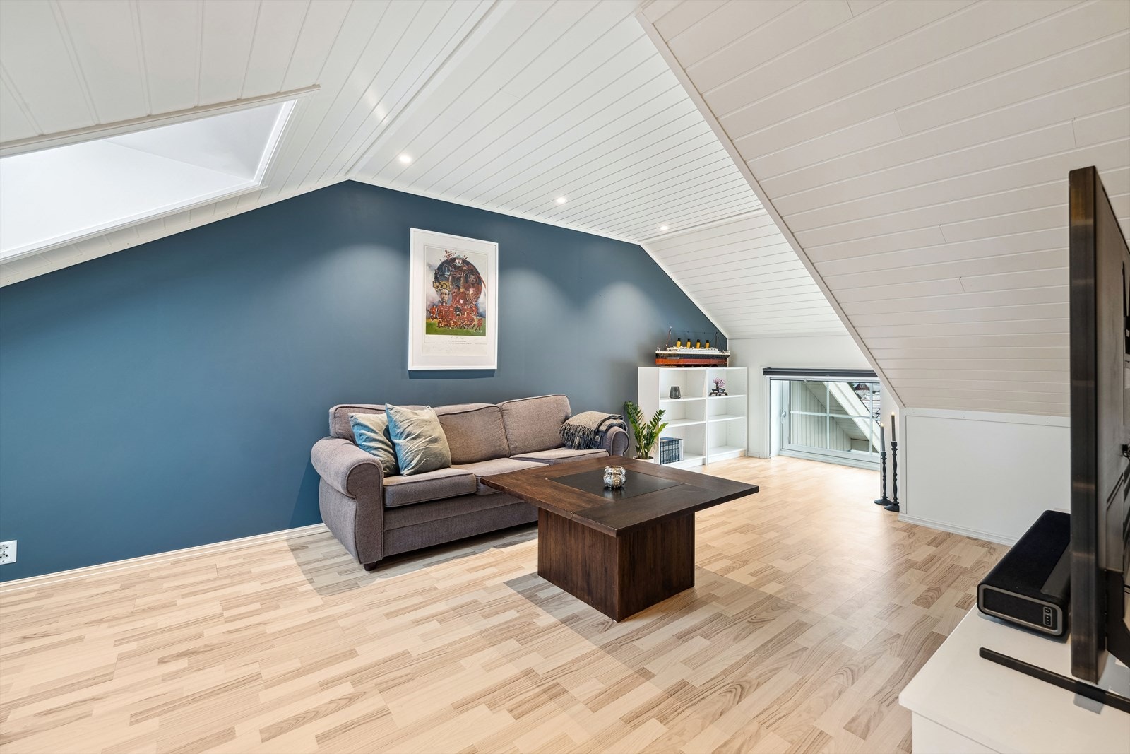 Perfekt stue for barna/ungdommen i huset Galleribilde