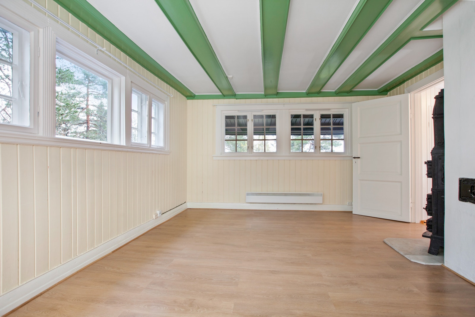 Stue med ildsted. Galleribilde