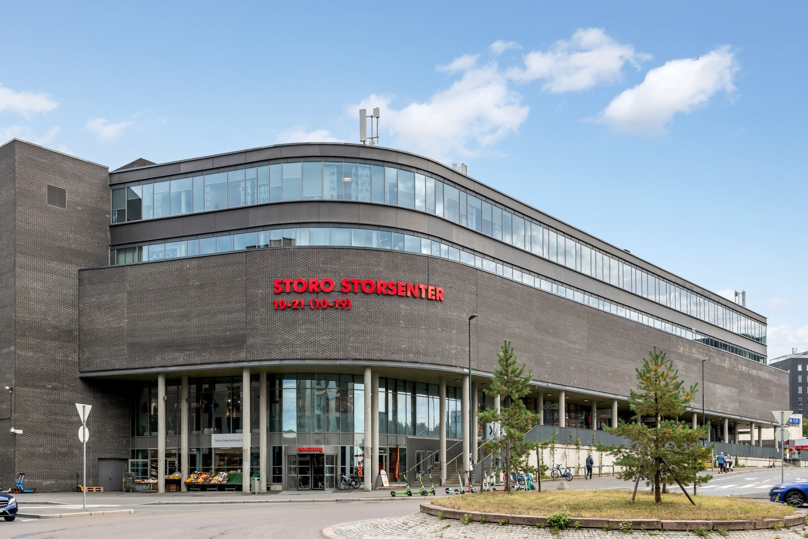 Gangavstand til Storo storesenter og Sandaker senter. Galleribilde