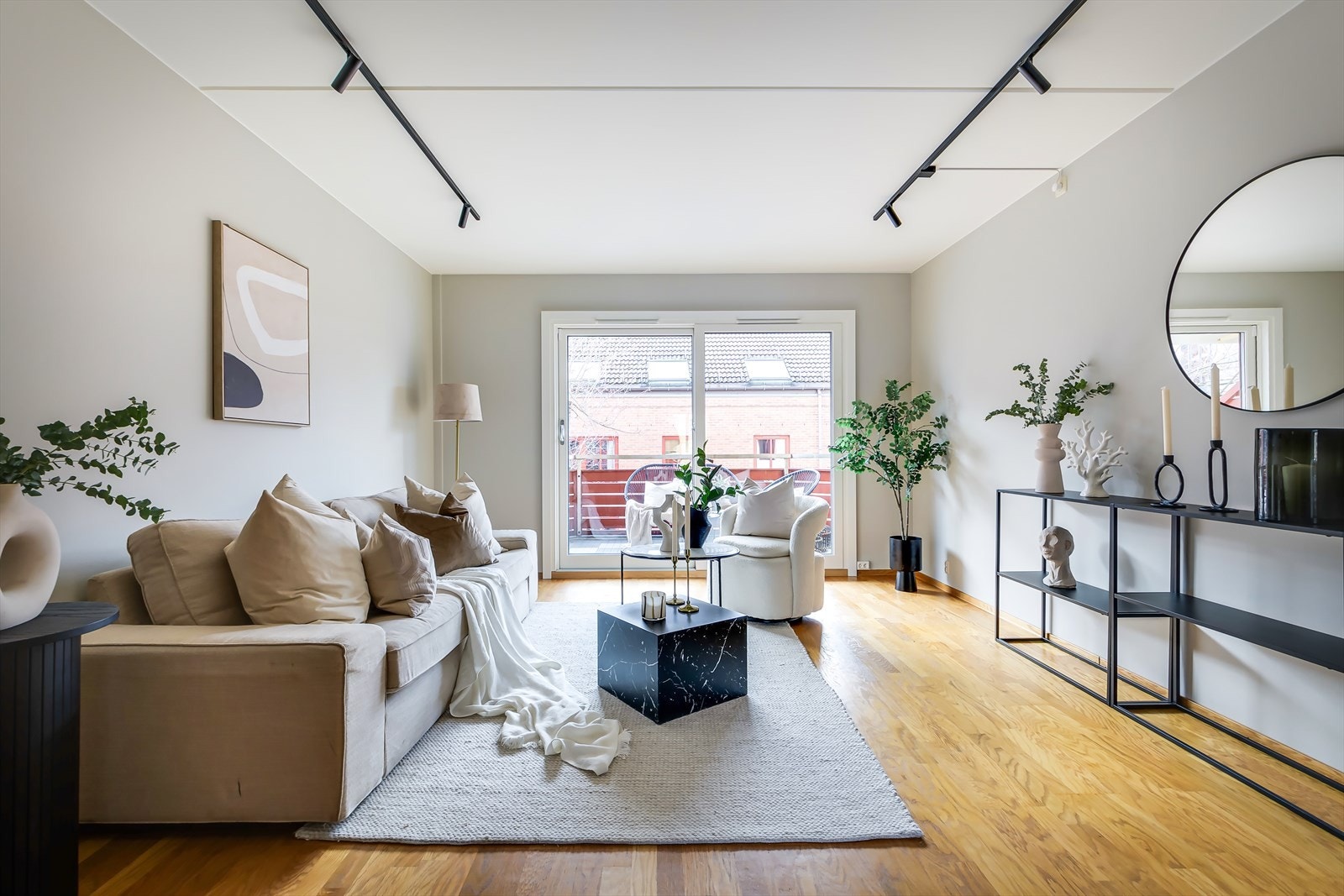 Marita Husum Nilsen v/Nordvik har gleden av å presentere Larviksgata 2! Galleribilde