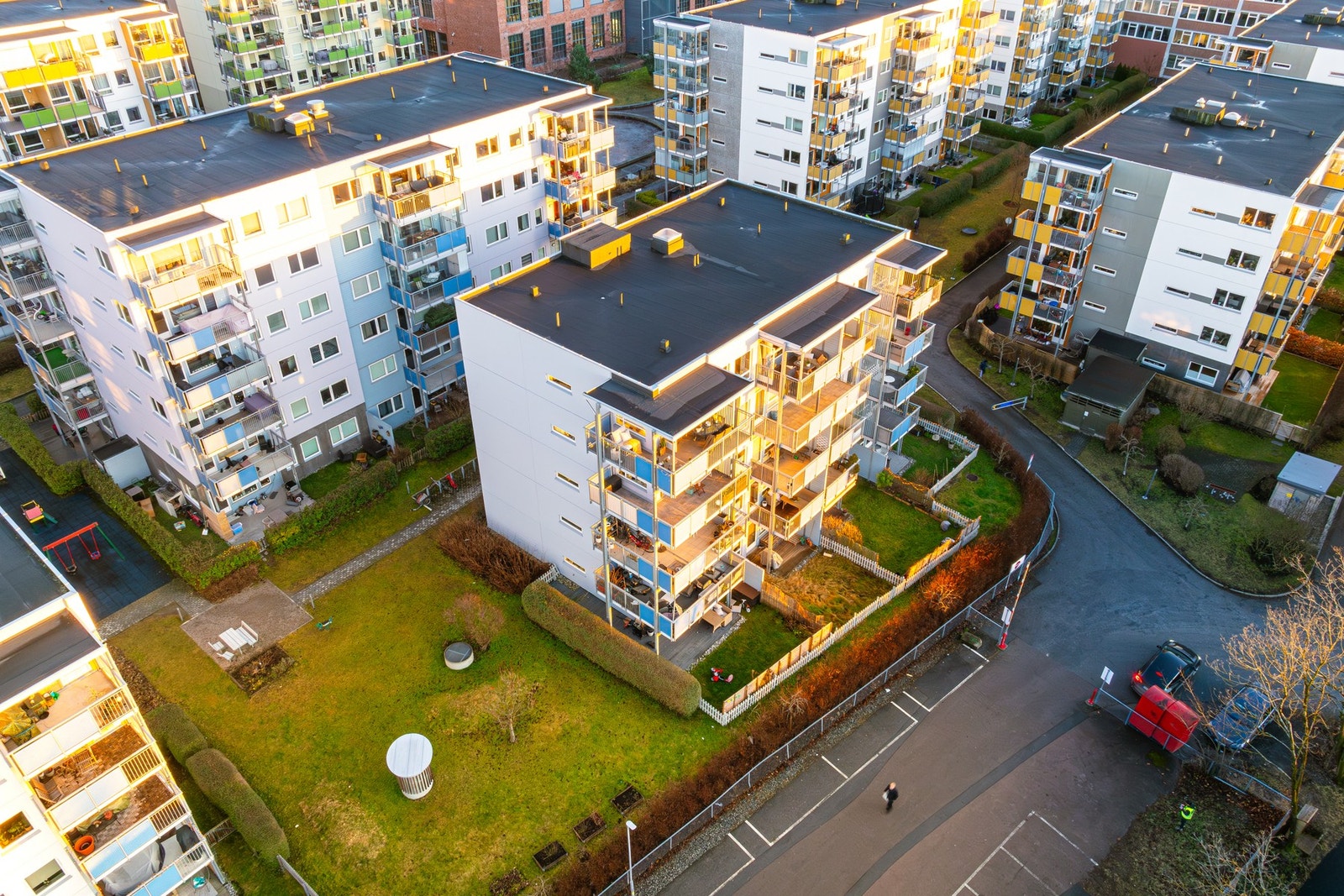 Det bilfrie miljøet gir et barnevennlig og rolig boområde. Galleribilde