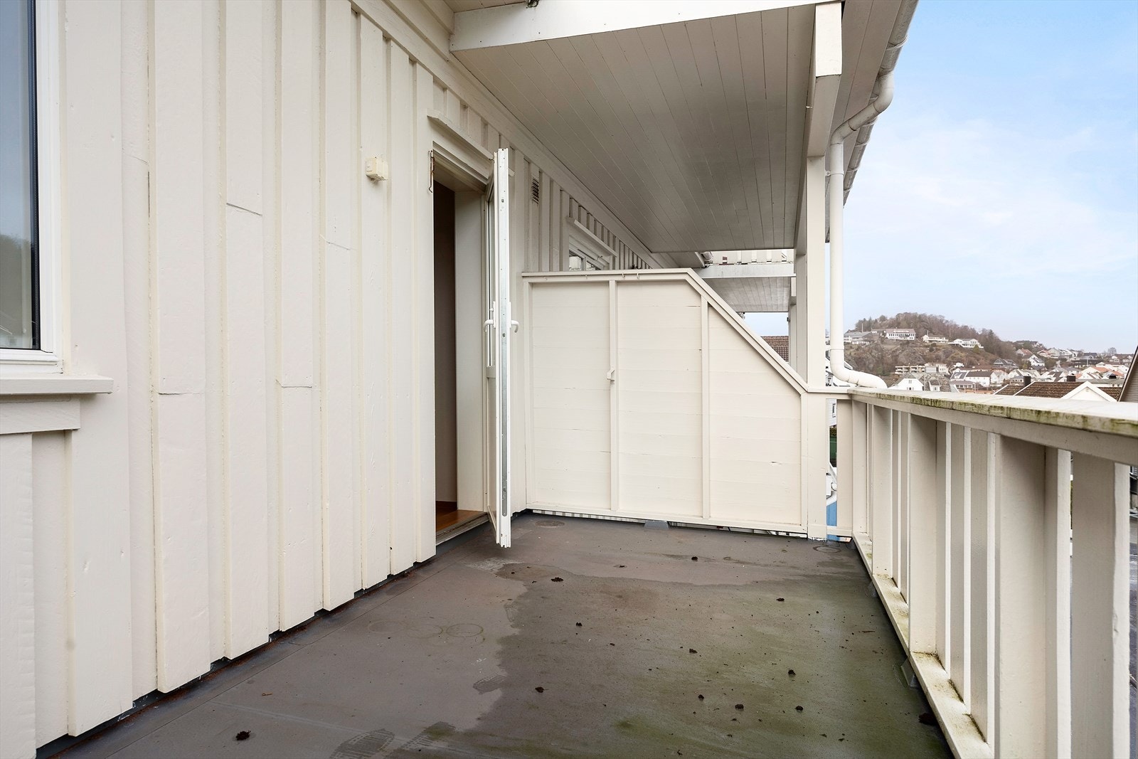 Fin terrasse med utgang fra stue Galleribilde