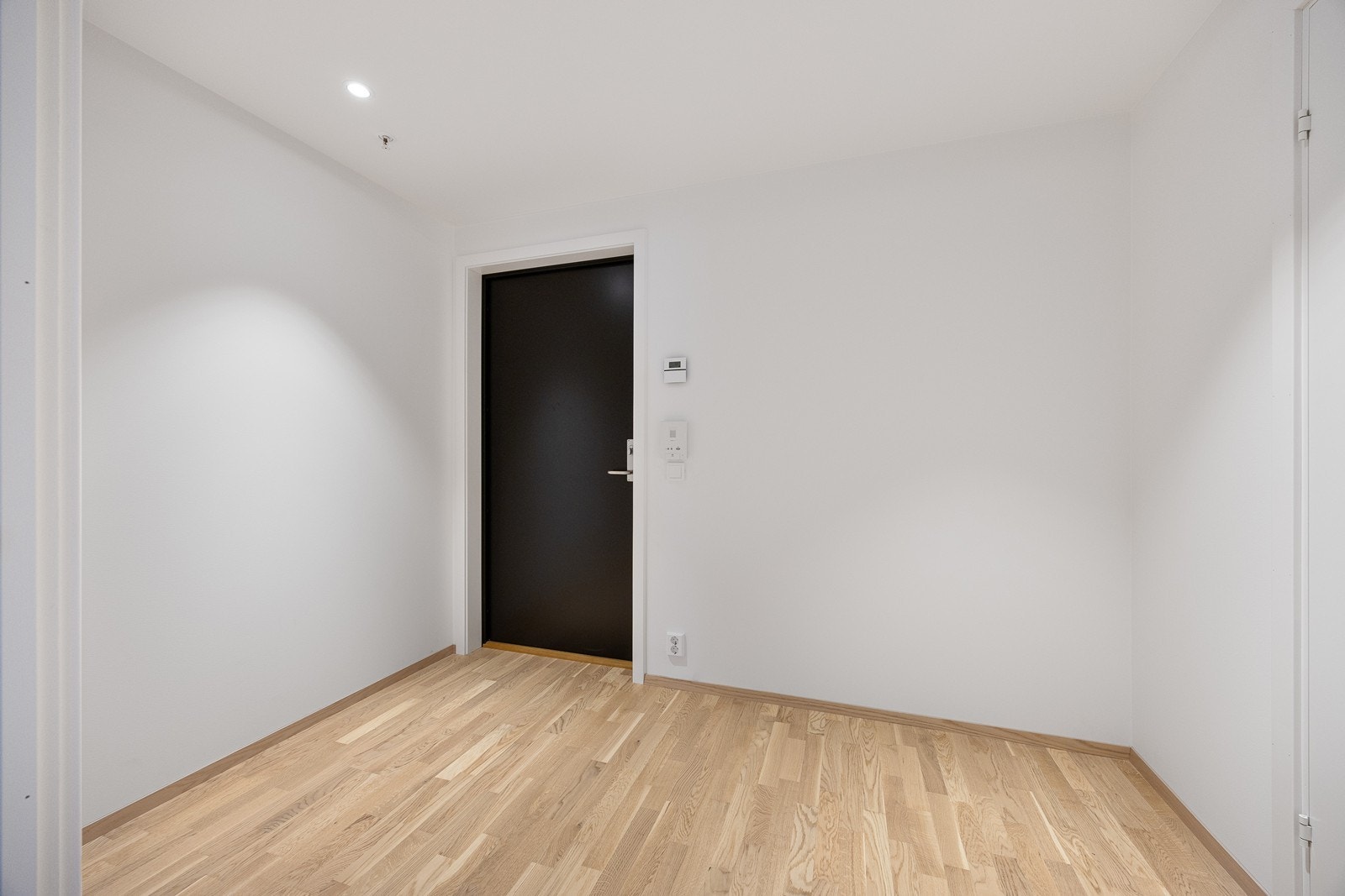 I entreen er det god plass til garderobeløsning. Galleribilde