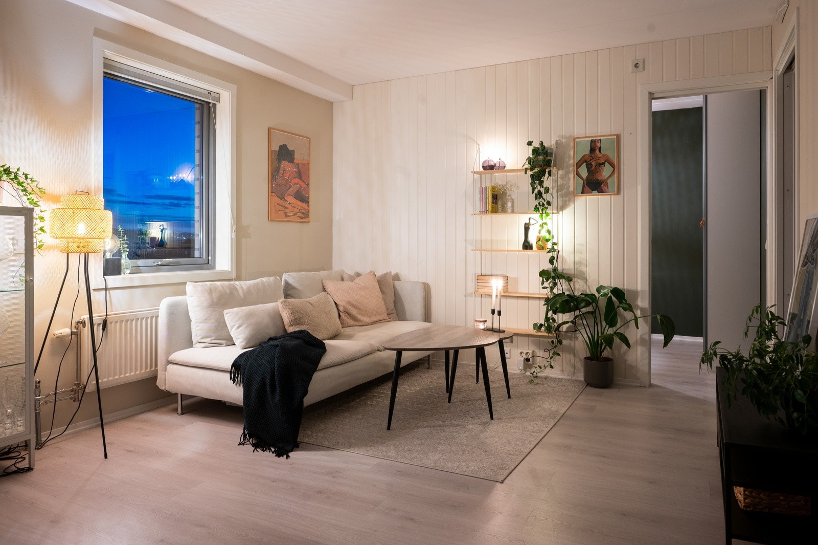 Leiligheten fremstår med moderne standard. Galleribilde