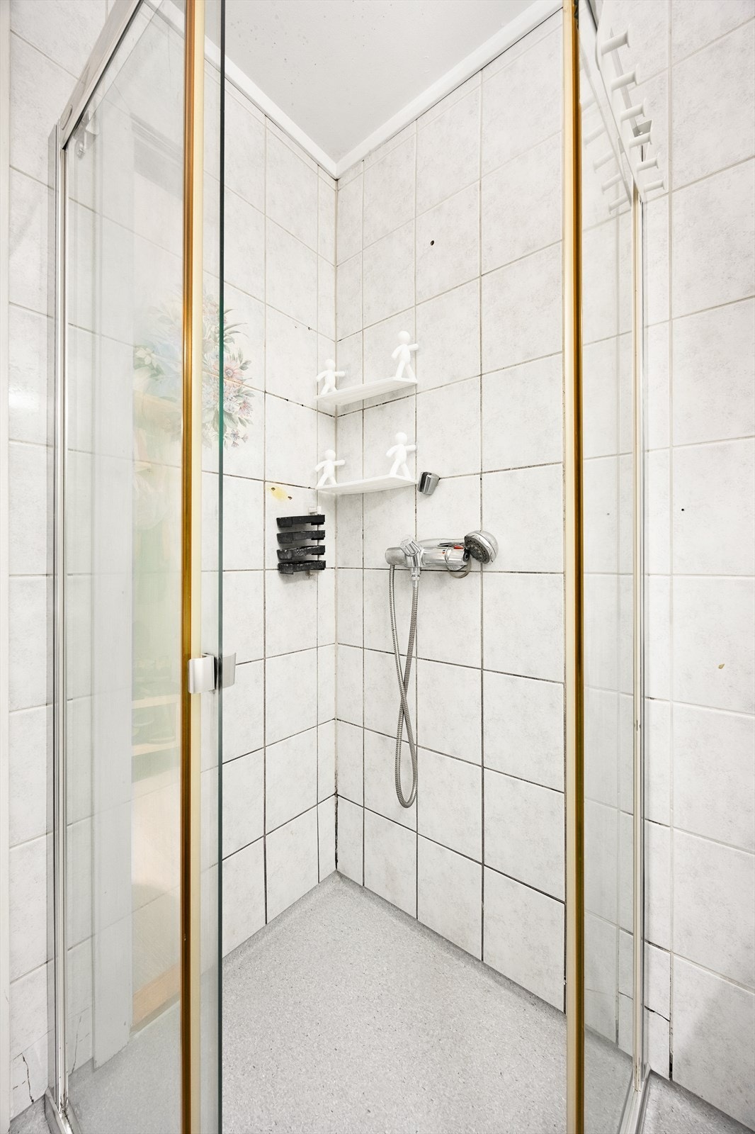 Dusjhørne med skyvedører. Galleribilde