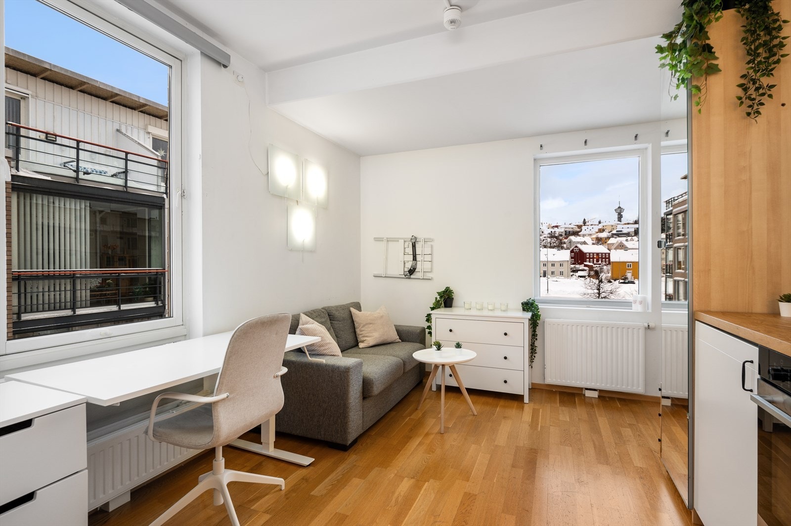 Leilighetens oppholdsrom er på 16,5m² Galleribilde