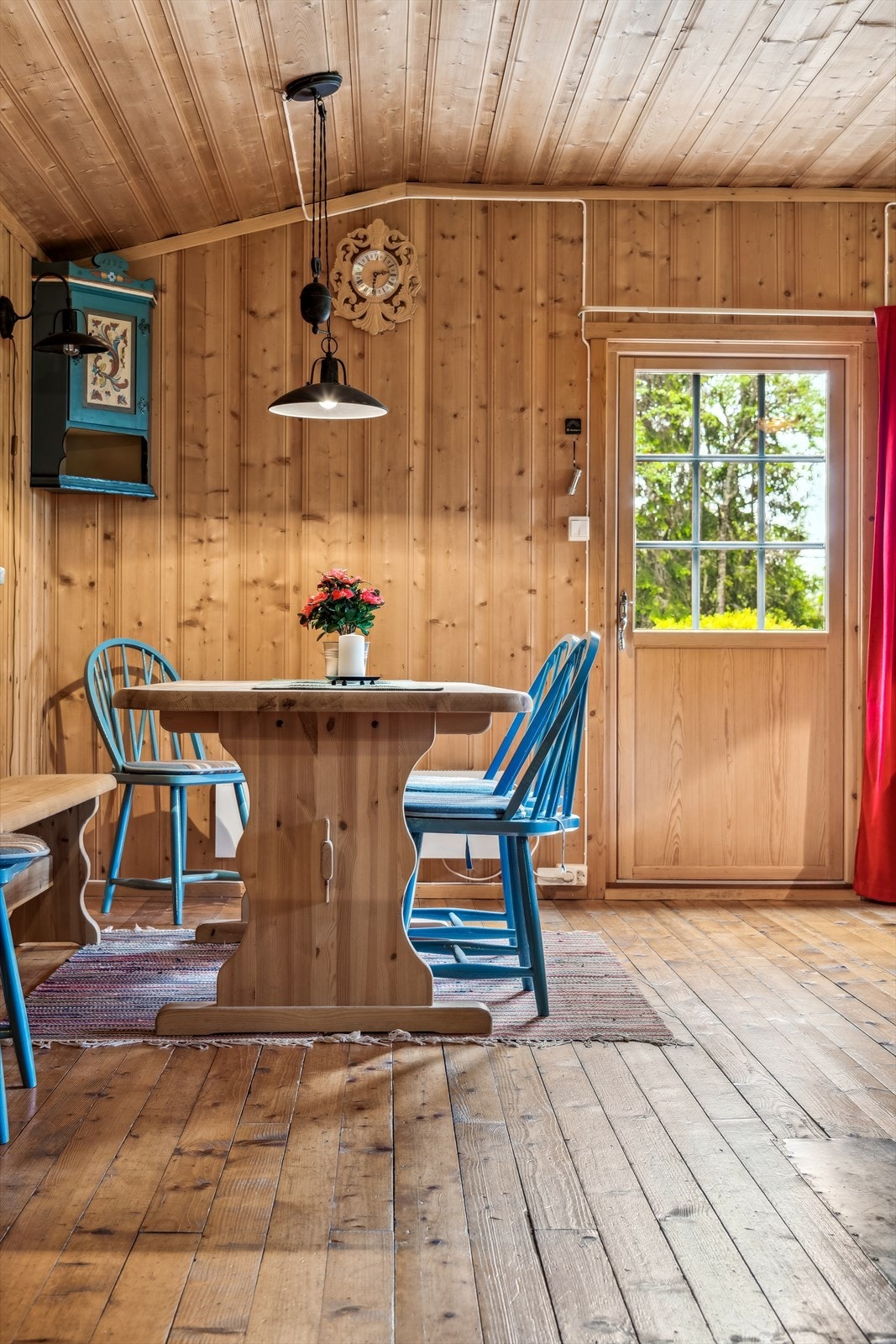 God plass til langbord for familie og venner Galleribilde