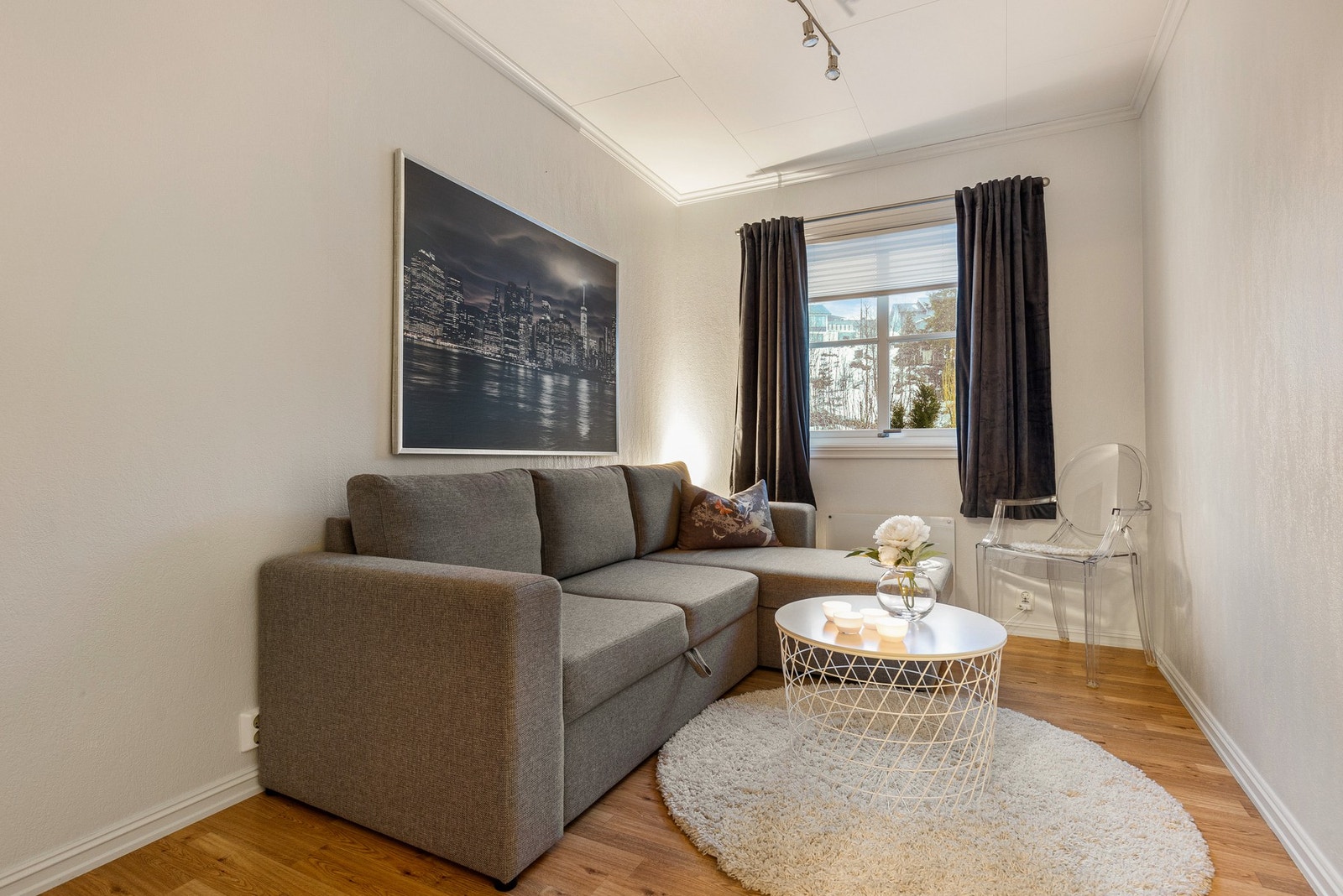 Det andre soverommet er perfekt som gjesterom, barnerom eller kontor Galleribilde