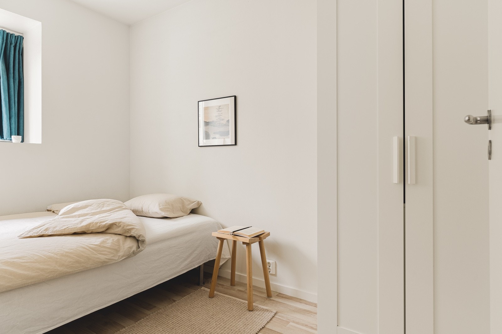 Det har også vindu som vender mot rolig bakgård. Galleribilde