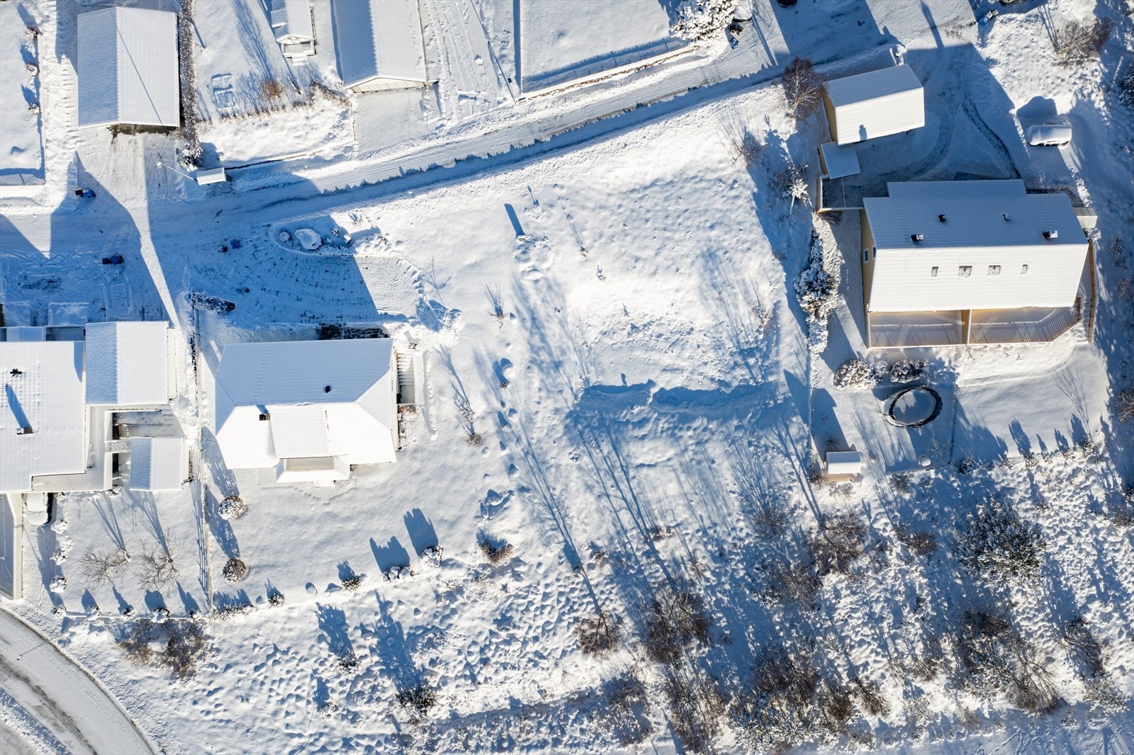 Størrelsen på tomten er 952 kvm Galleribilde