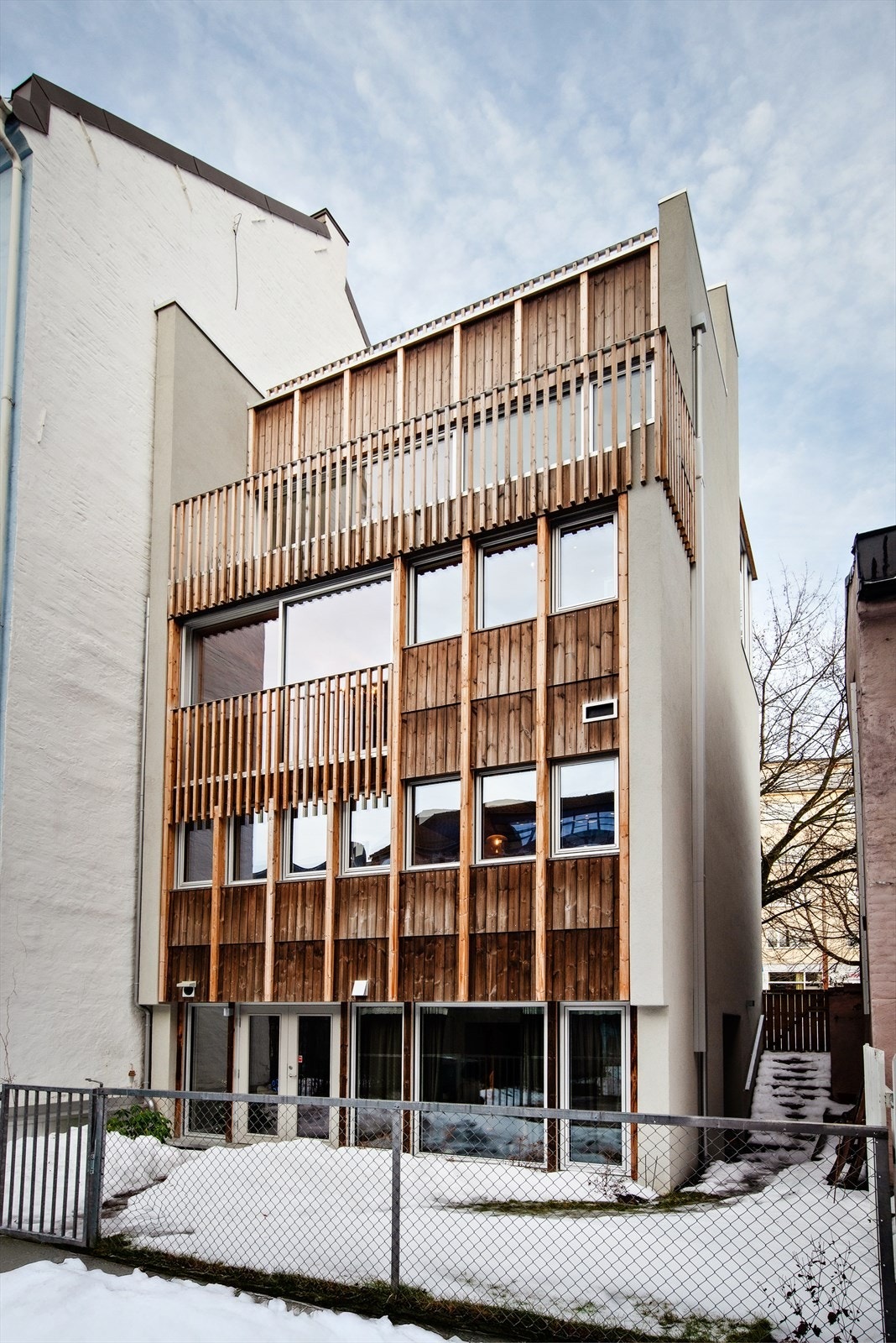 Fasade sett fra bakgård Galleribilde