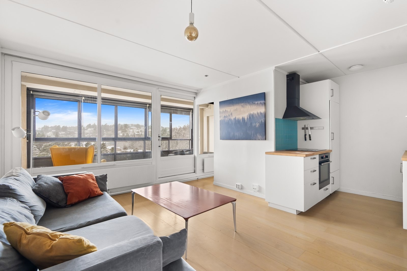 Velkommen til Ammerudhellinga 33, presentert av Sebastian Chodkowski i Nordvik Bolig! Galleribilde