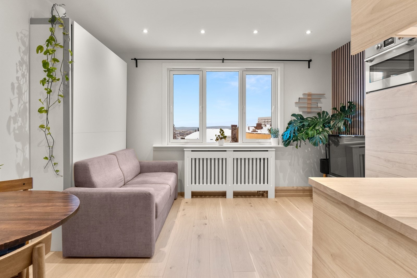 En arealeffektiv og lys 1 roms! Perfekt førstegangskjøp med sentral beliggenhet på Torshov. Galleribilde