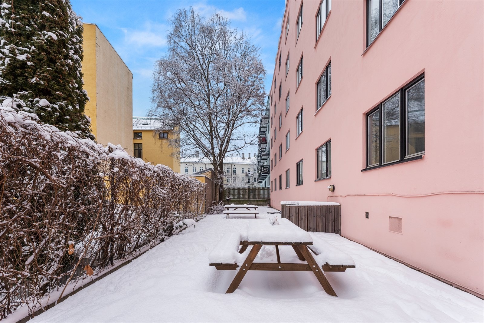 Hyggelige og pent opparbeidede fellesarealer man kan benytte seg av. Galleribilde