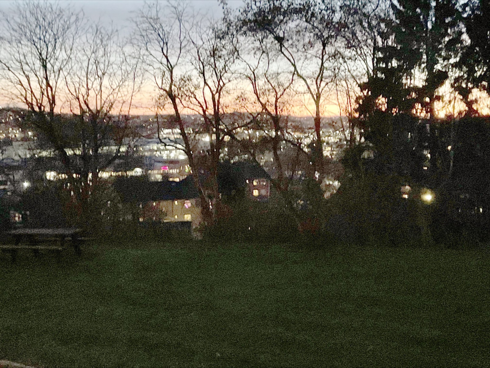 Utsyn fra balkongen på varmere dager. (Selgers bilde) Galleribilde