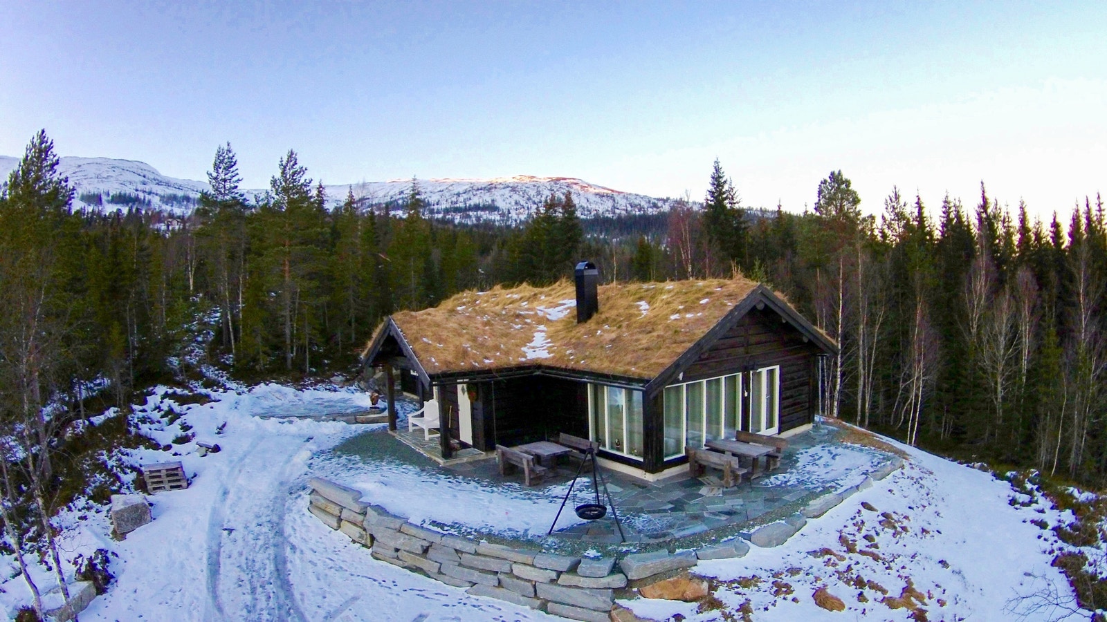 Tomtene i Bjørgan tilbys uten byggeklausul, dvs. du kan selv velge hytteleverandør Galleribilde