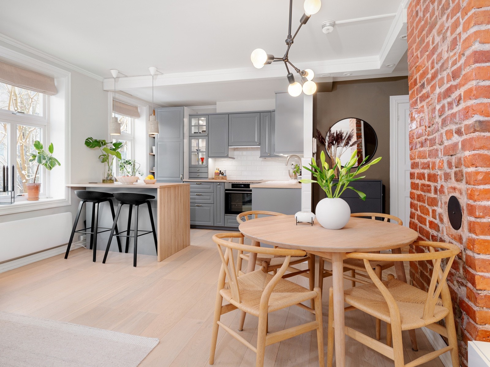 Velkommen til Smedgata 33, en lekker 3-roms leilighet i et hyggelig og veldriftet borettslag sentralt på Tøyen. Galleribilde