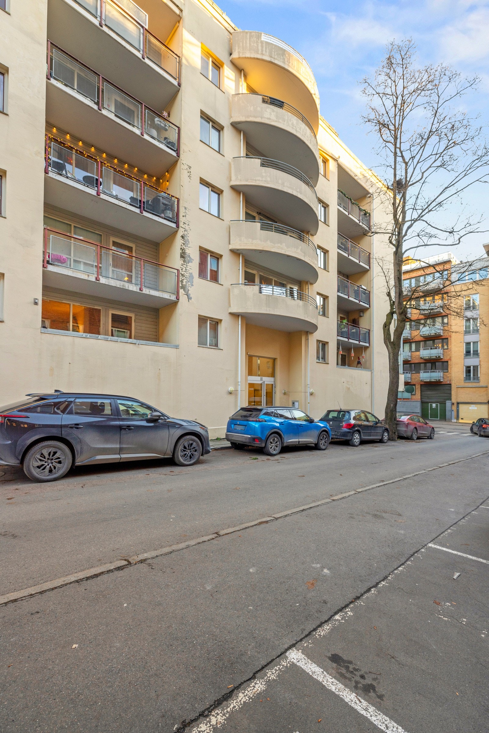 Leiligheten disponerer en kjellerbod på ca 4 m². Galleribilde