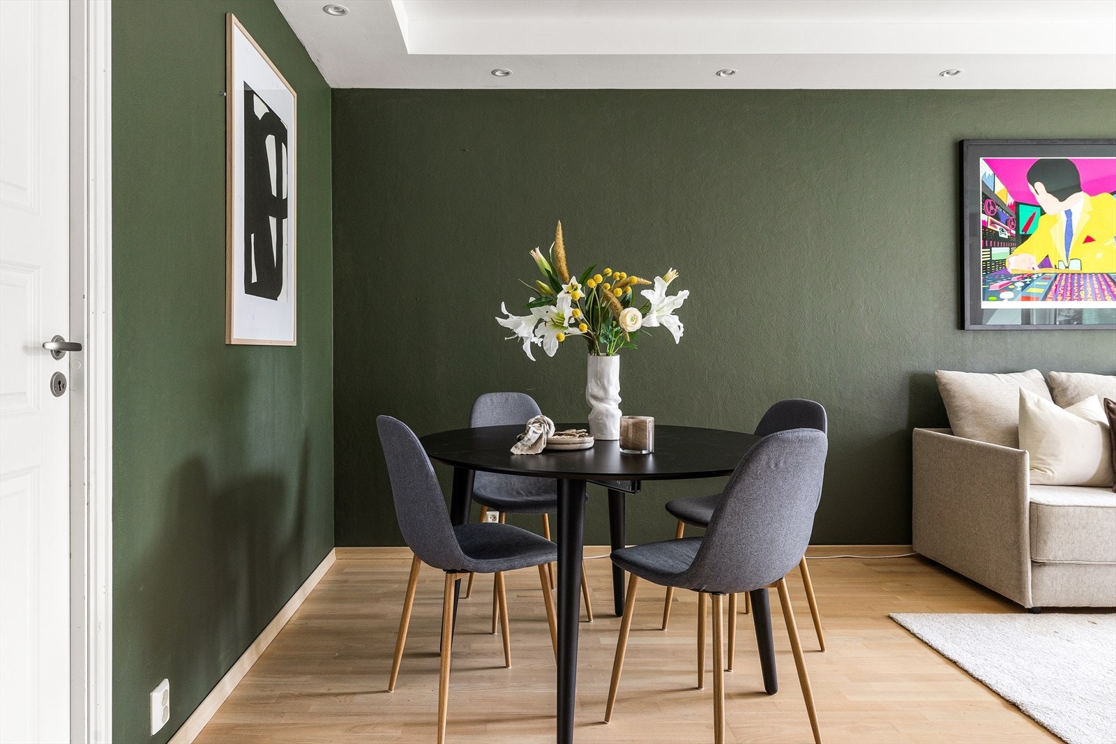 Spottekasse i stuen er fra 2018. Galleribilde