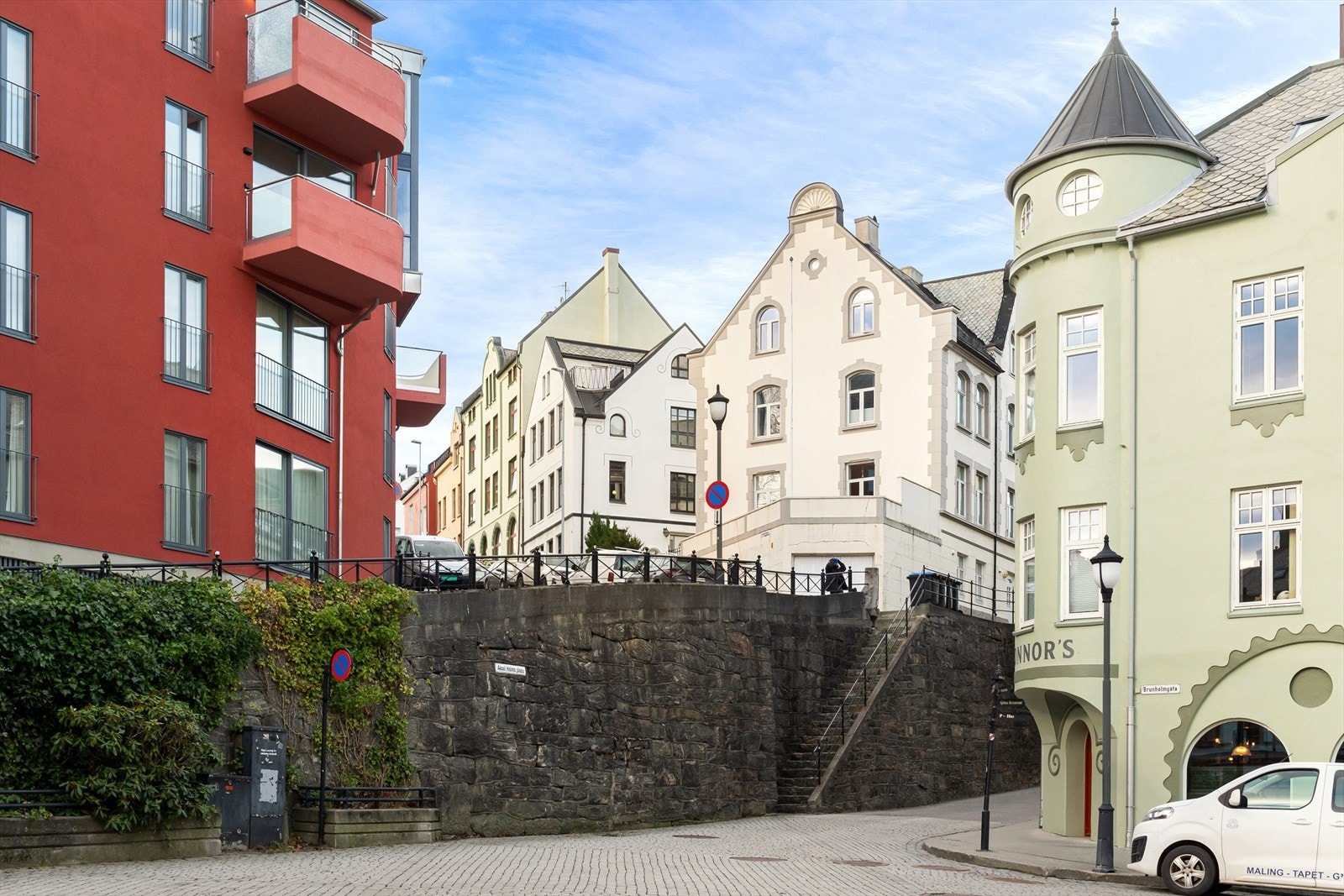 Velkommen til Brunholmgata 14 - presentert av Arild Berentzen for Eiendomsmegler Vest! Galleribilde