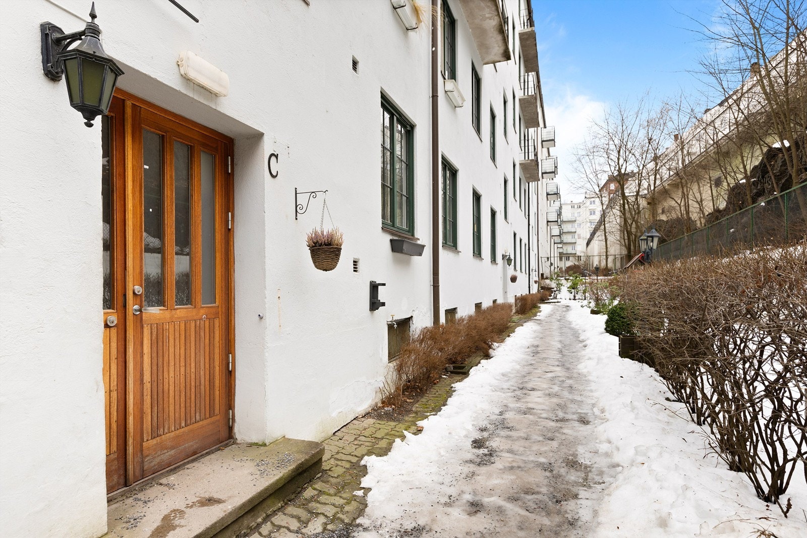 Inngangsparti. Galleribilde